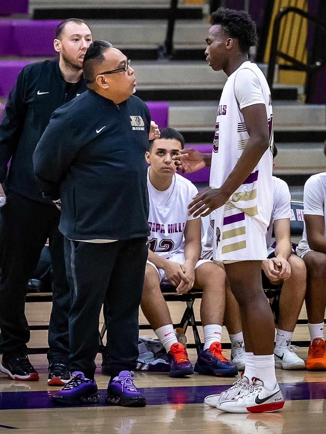 Coach with Bildad